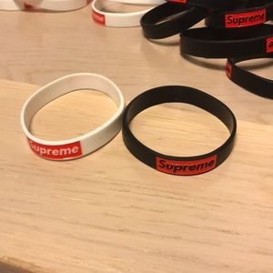 Supreme wristbands - only 12 left !
